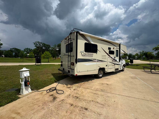 30 Amp vs 50 Amp RV Service: Which One Does Your RV Need?