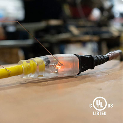 The lighted ends are designed for enhanced convenience and safety. The built-in lights on the cord ends indicate when power is flowing, making it easy to identify active connections even in low-light conditions.